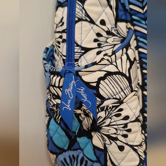 C - Vera Bradley blue bayou diaper bag - Picture 5 of 13